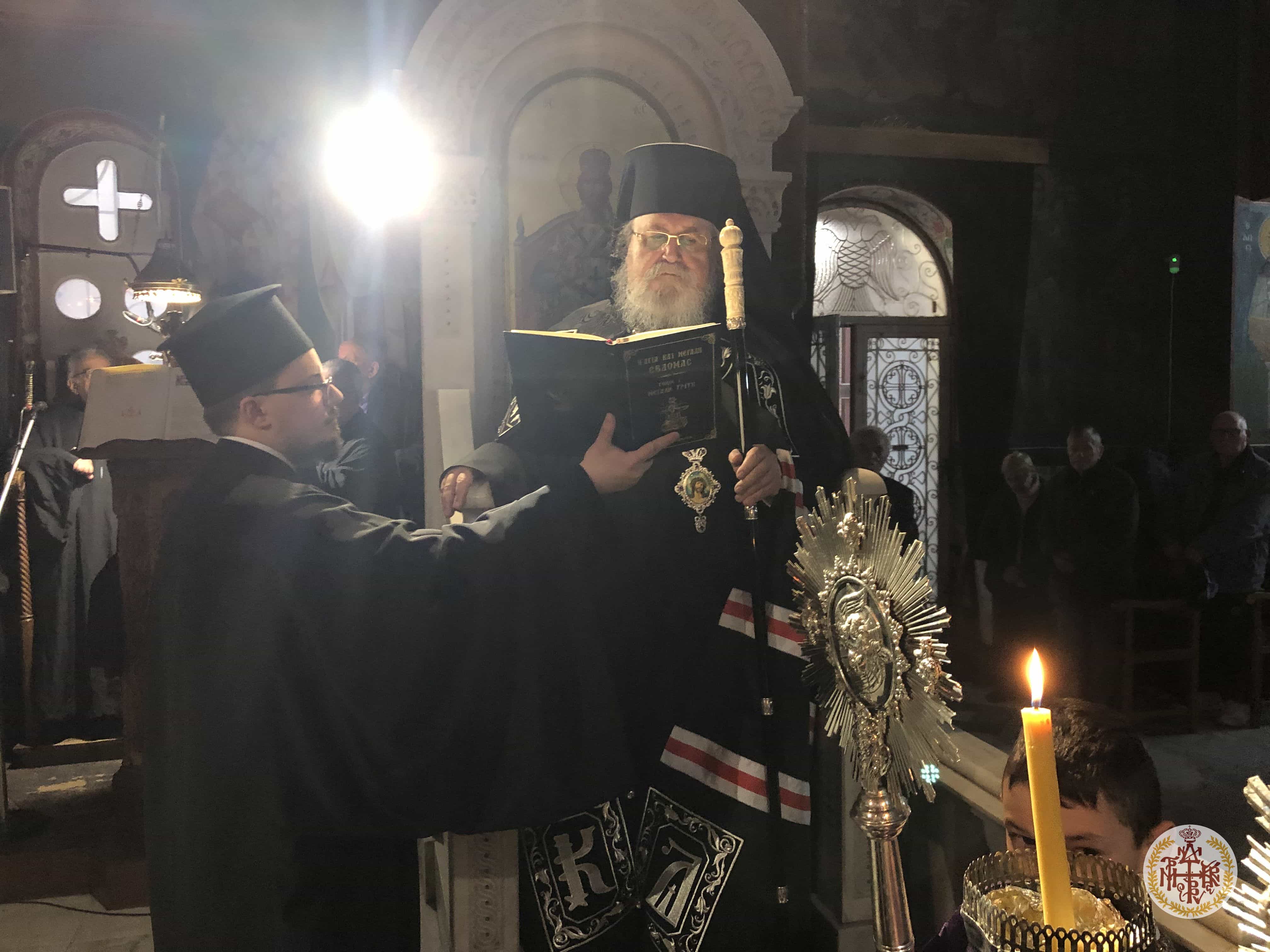 ΜΕΓΑΛΗ ΤΡΙΤΗ ΕΣΠΕΡΑΣ,Η ΑΚΟΛΟΥΘΙΑ ΤΟΥ ΝΥΜΦΙΟΥ ΣΤΟΝ ΙΕΡΟ ΝΑΟ ΜΕΤΑΜΟΡΦΩΣΕΩΣ ΤΟΥ ΣΩΤΗΡΟΣ ΒΥΡΩΝΟΣ