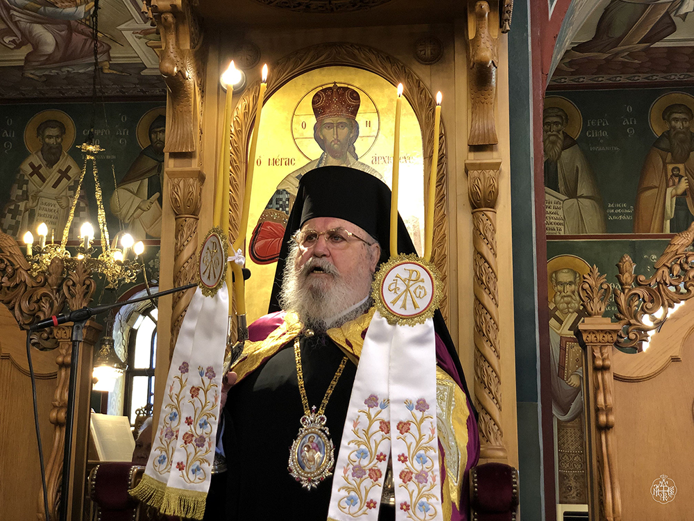 Ο ΕΣΠΕΡΙΝΟΣ ΤΗΣ ΑΠΟΚΑΘΗΛΩΣΗΣ ΣΤΟΝ ΜΗΤΡΟΠΟΛΙΤΙΚΟ ΙΕΡΟ ΝΑΟ ΑΓΙΟΥ ΝΙΚΟΛΑΟΥ ΚΑΙΣΑΡΙΑΝΗΣ