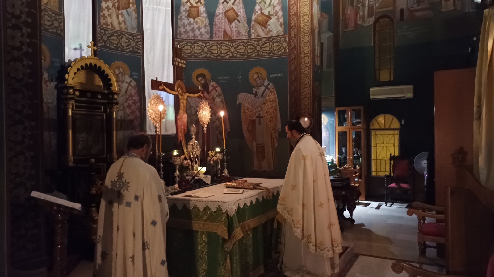 ΙΕΡΑ ΑΓΡΥΠΝΙΑ ΕΝΩΠΙΟΝ ΤΗΣ ΙΕΡΑΣ ΕΙΚΟΝΟΣ ΤΗΣ ΠΑΝΑΓΙΑΣ ΤΗΣ ΒΟΥΡΛΙΩΤΙΣΣΗΣ